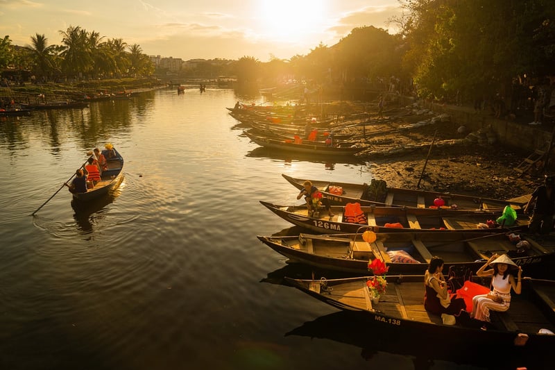 Homestays with Local Communities